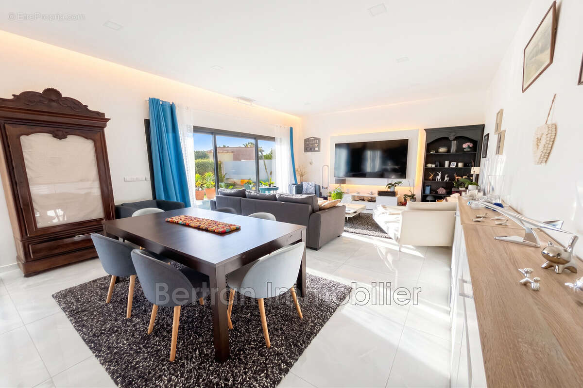 Maison 140 m² à Rivesaltes  - photo 2
