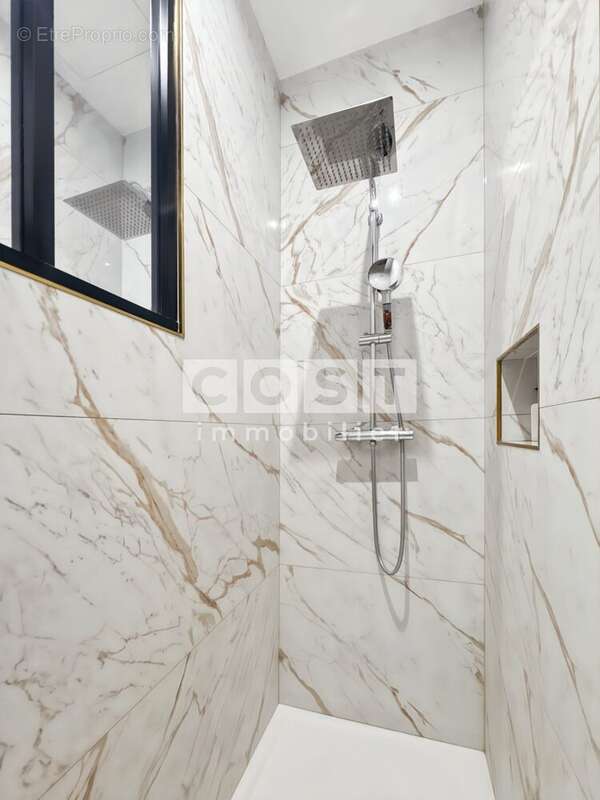 Appartement à COLOMBES