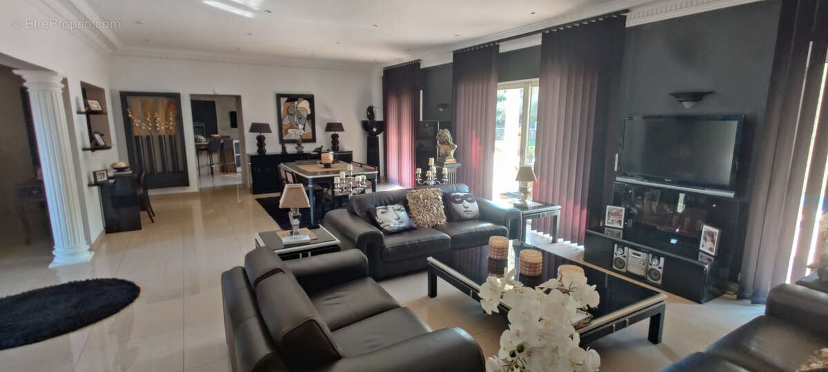 Maison à DRAGUIGNAN