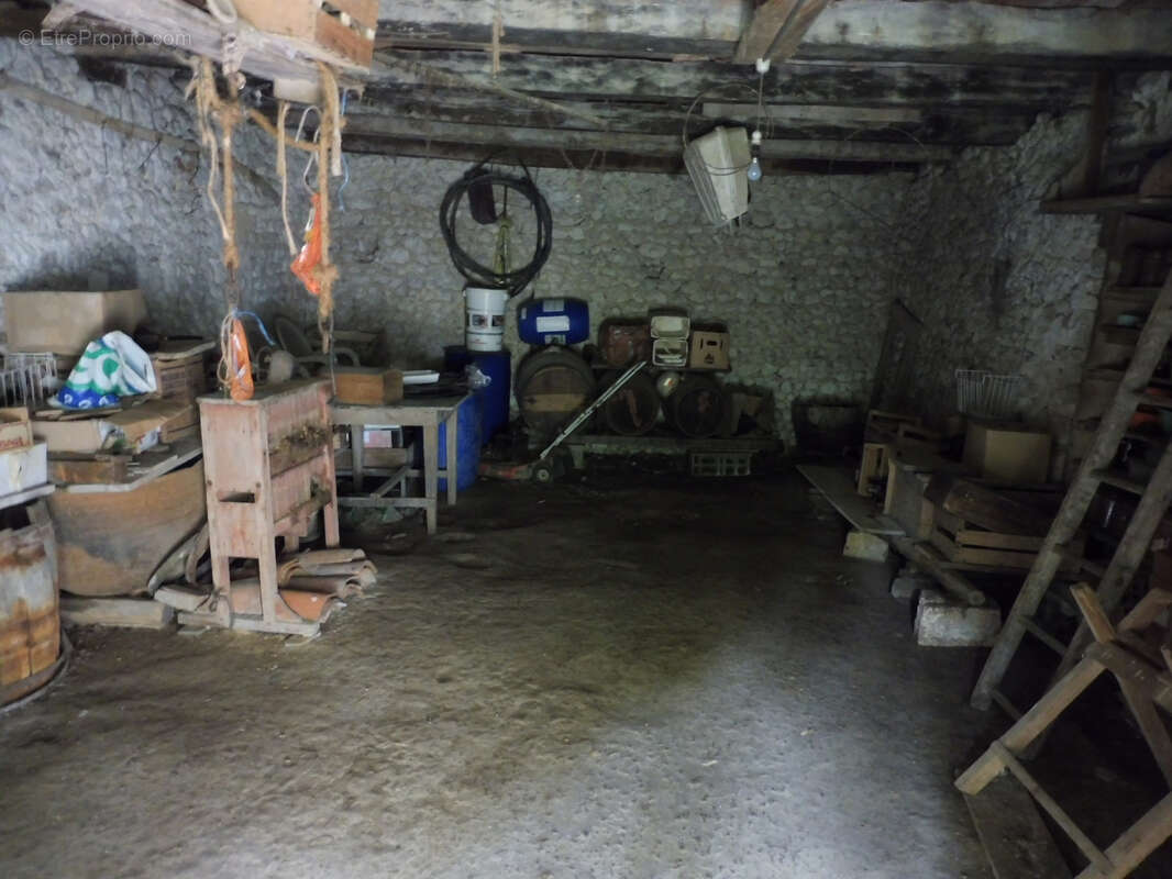 Maison à BOUTEILLES-SAINT-SEBASTIEN