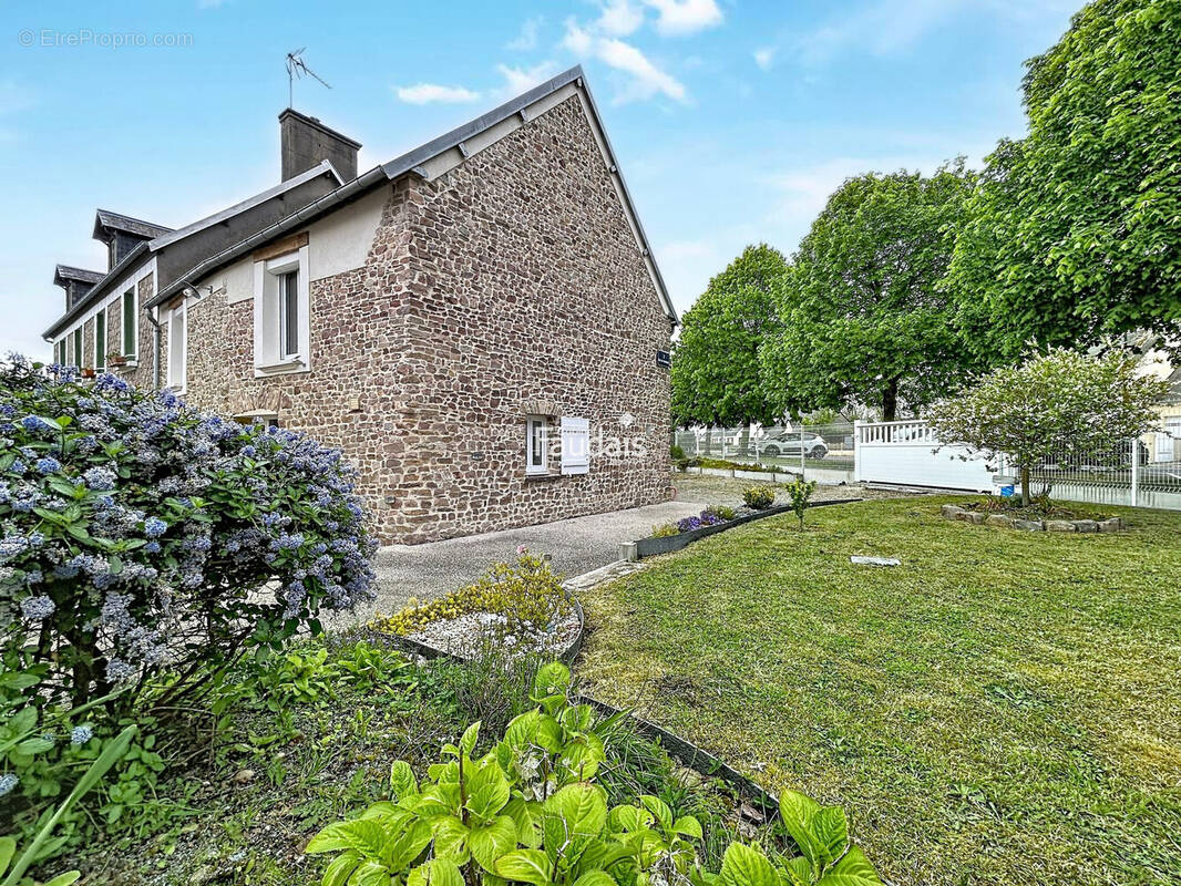 Maison à LESSAY