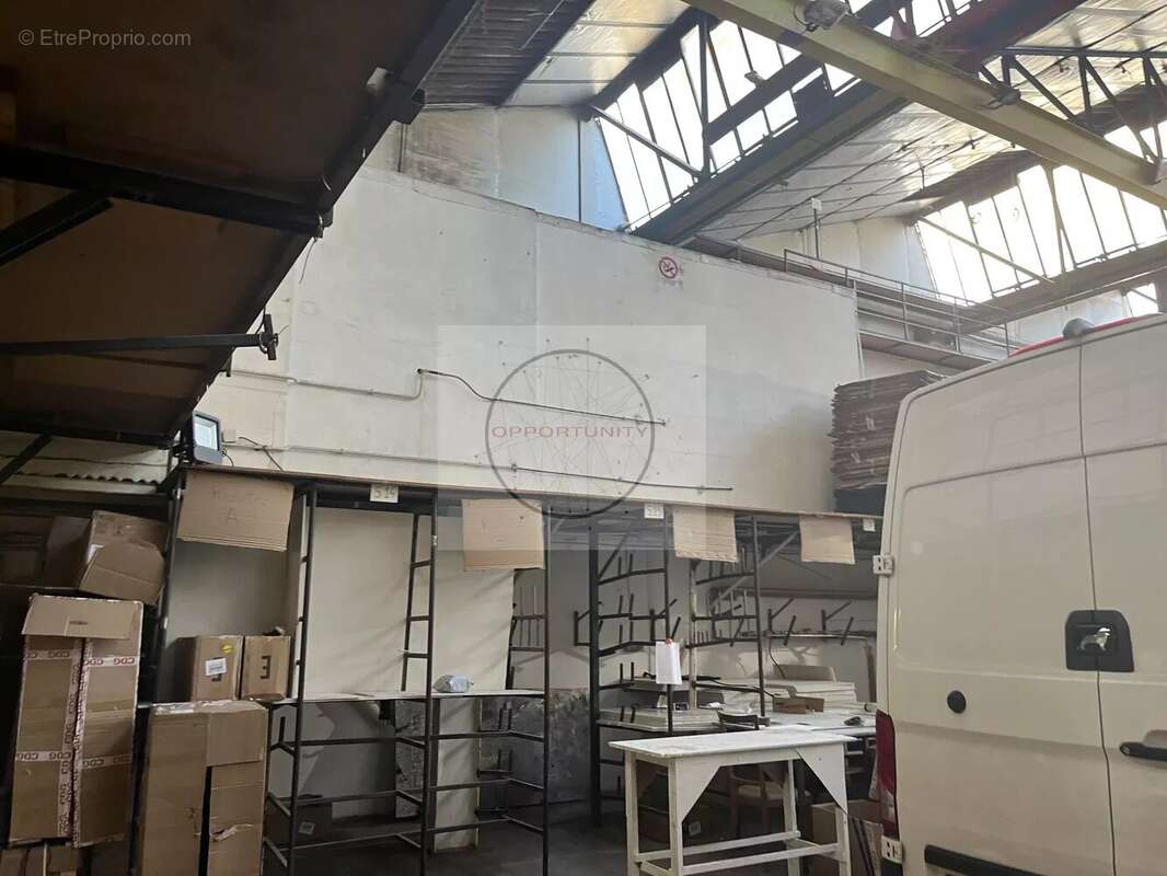 Commerce à MONTREUIL