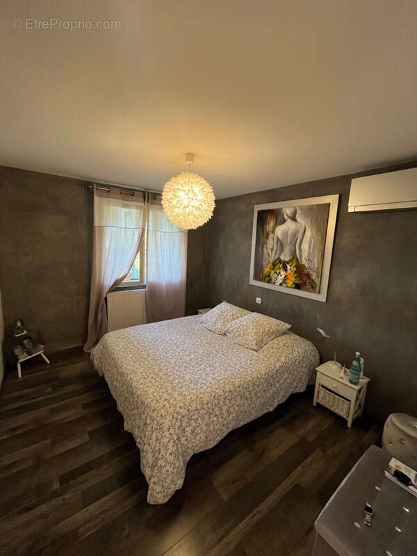 Maison à MONTMERLE-SUR-SAONE