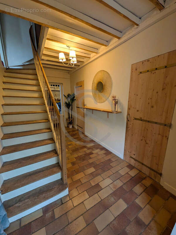 Maison à SAINT-SIMEON-DE-BRESSIEUX