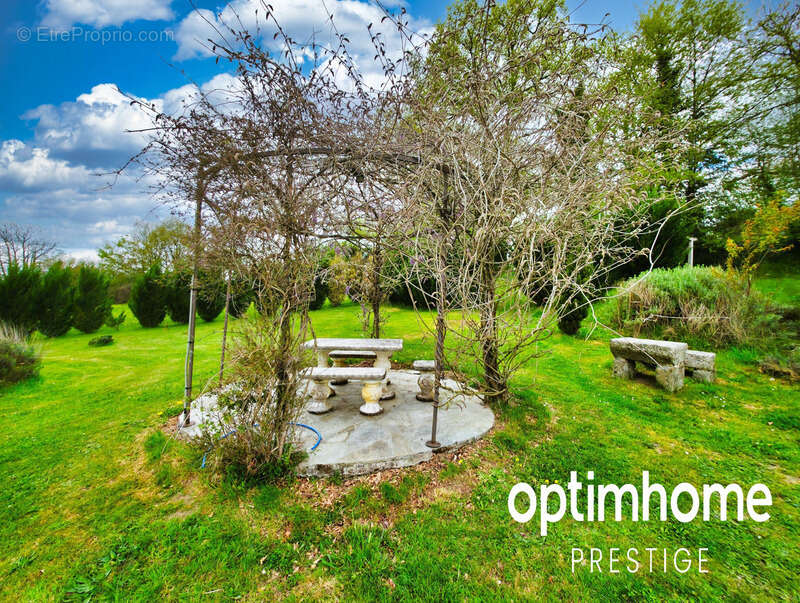 Maison à LA SOUTERRAINE