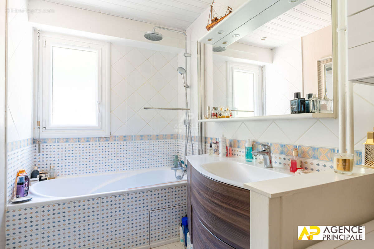 Appartement Le Mesnil Le Roi 4 pièce(s) 86.85 m2 - photo 15