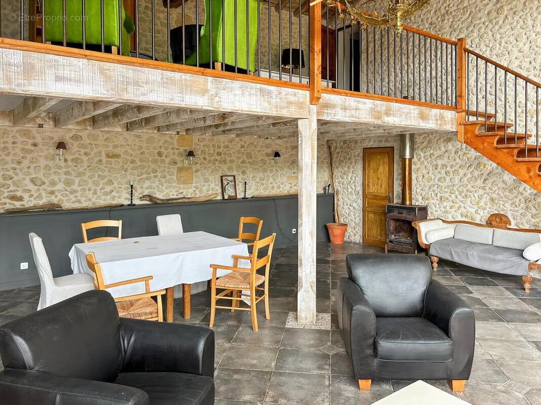 Photo 1 - Maison à MOULIS-EN-MEDOC