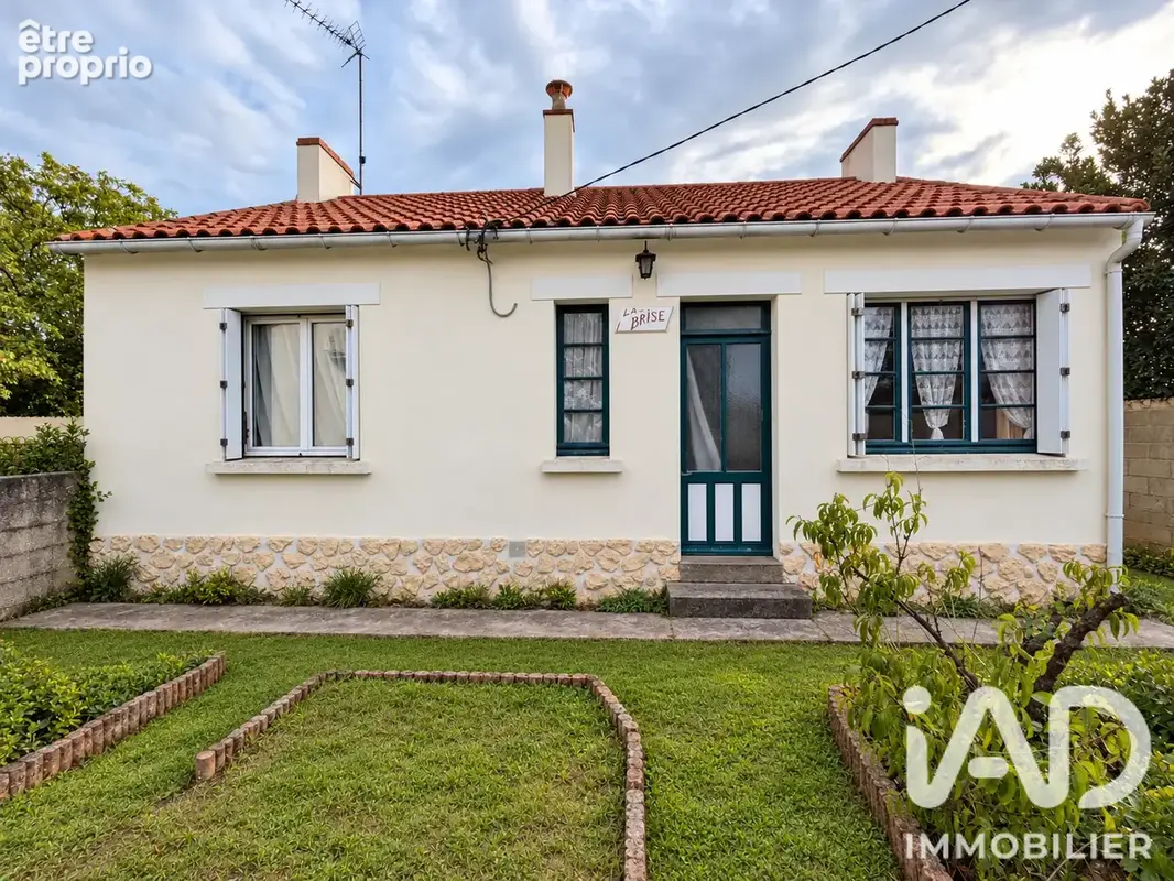 Photo 1 - Maison à CHALLANS