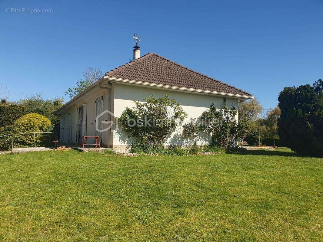 Maison à ORIGNY-SAINTE-BENOITE