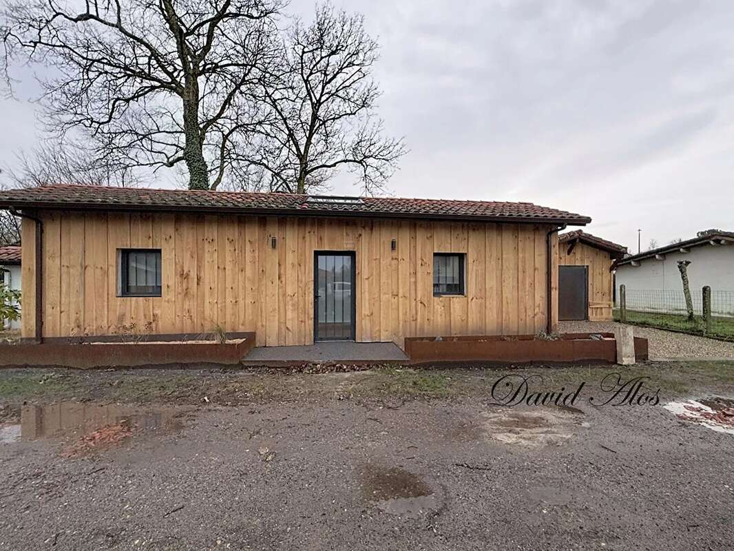 Maison à PARENTIS-EN-BORN