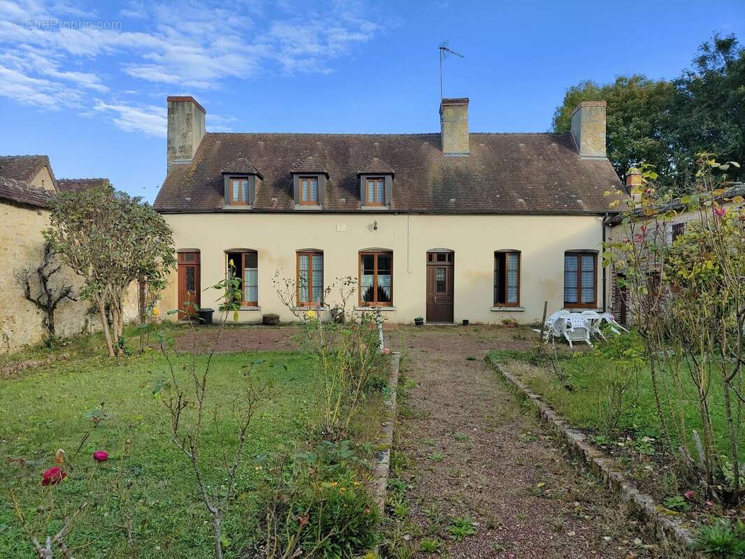 Maison 157 m² à Essay  - photo 3