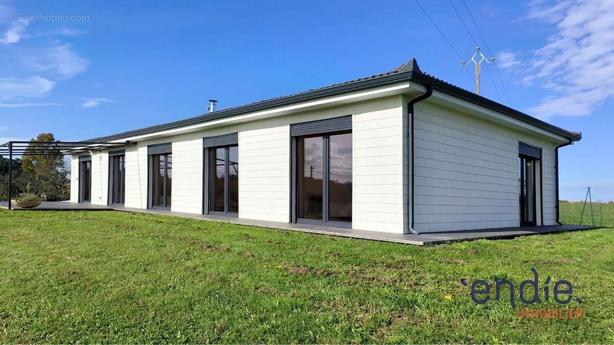 Maison à CARDEILHAC