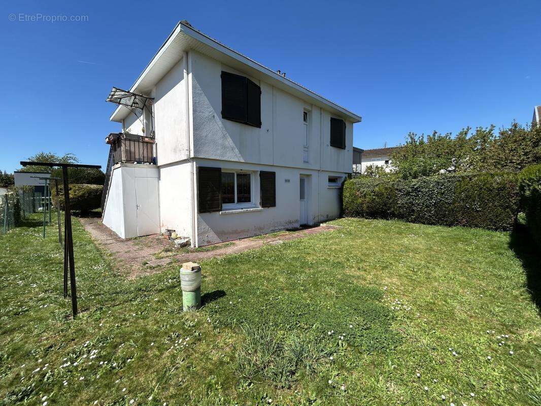 Maison 107 m² à Panazol  - photo 2
