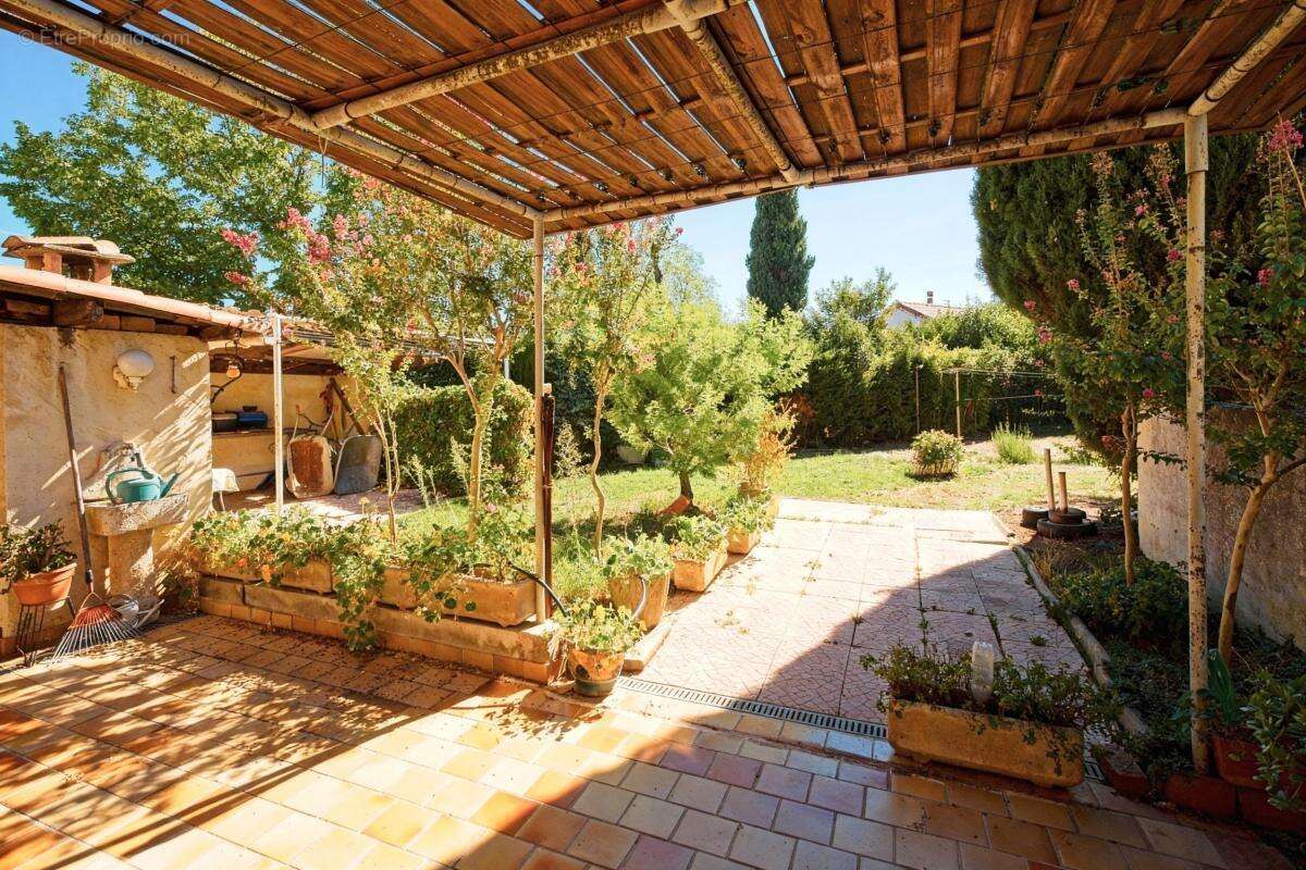 Maison à BOUC-BEL-AIR