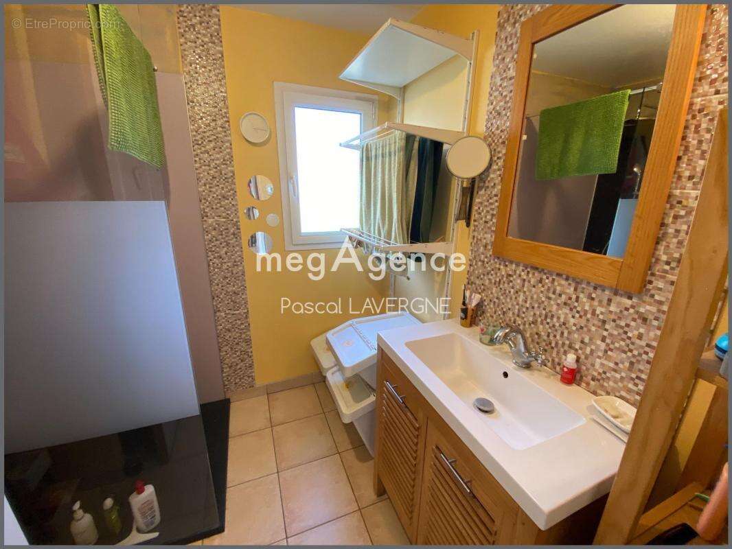 Maison à SAINT-ETIENNE-DU-BOIS