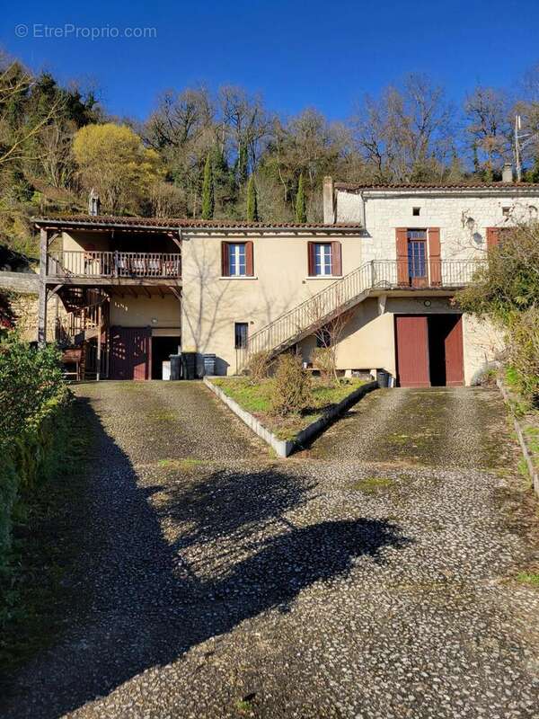 Photo 2 - Maison à AUBETERRE-SUR-DRONNE