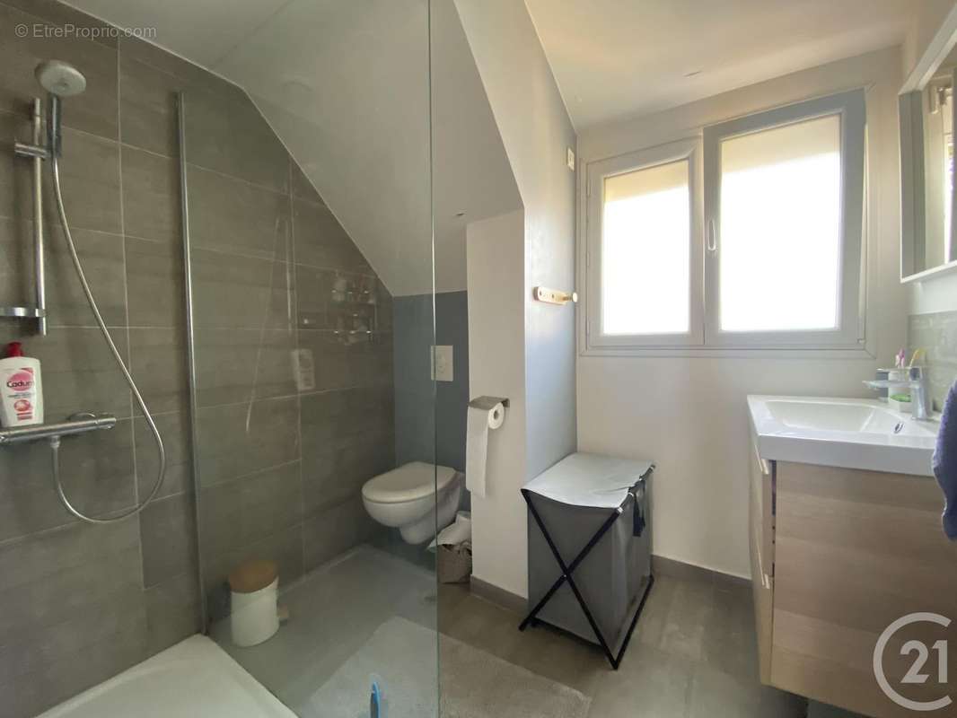 Maison à DAMMARTIN-EN-GOELE