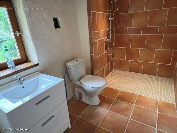 Maison à CELLEFROUIN