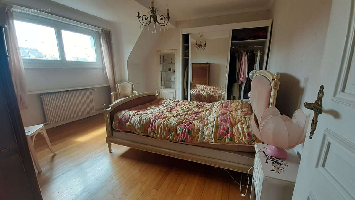 Maison à SAINT-THEGONNEC