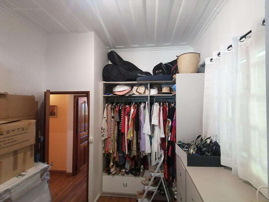 Maison à SAINT-DENIS