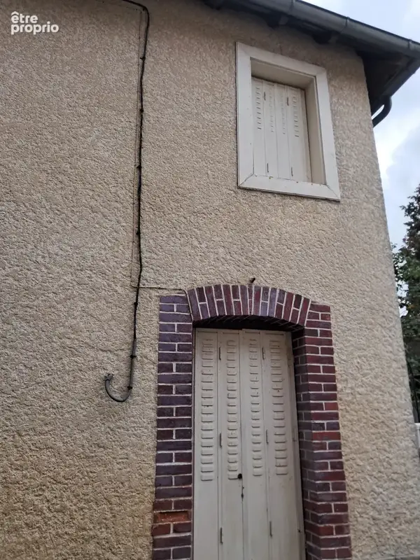 Maison de bourg  de 60 m2  -à vendre   petit prix à lubersac - photo 3