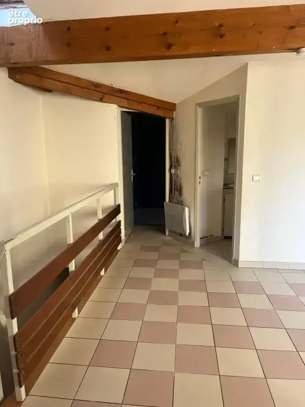 Appartement avec local professionnel et deux logements au cœur de Buis-les-Baronnies - photo 12