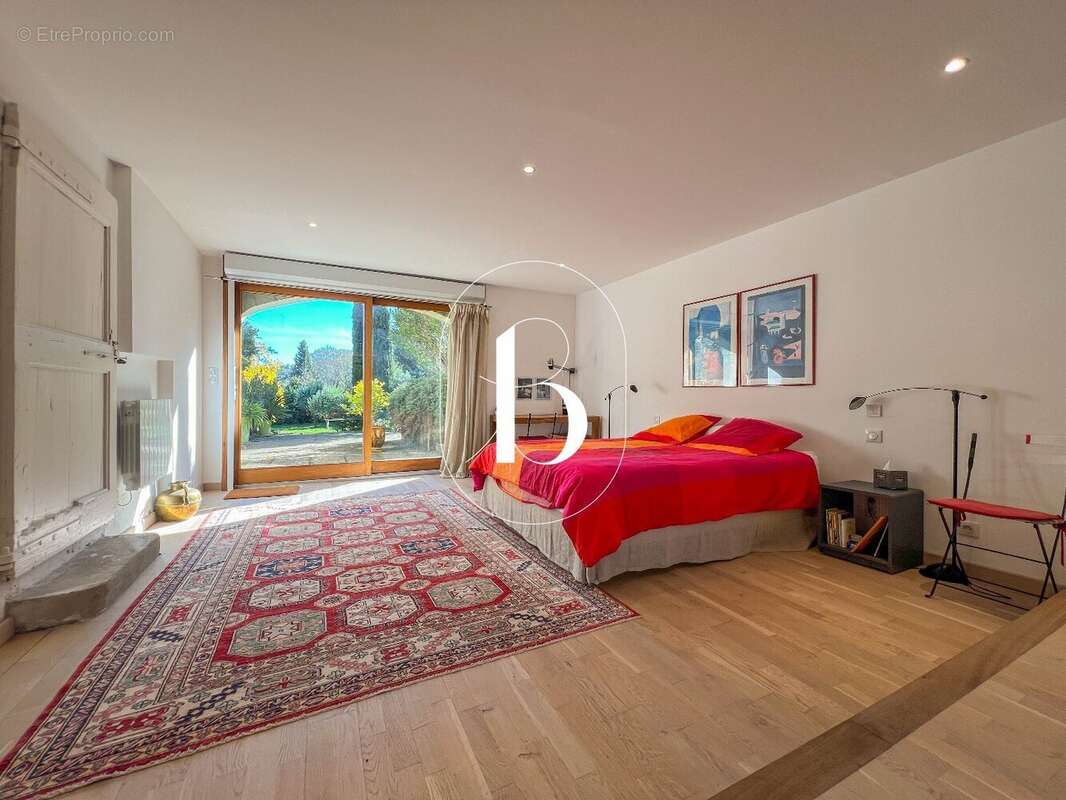 Maison à GOUDARGUES