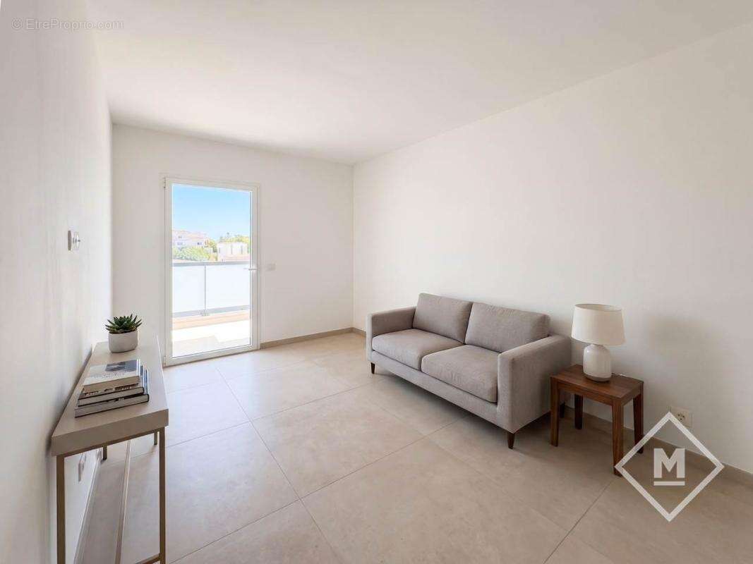 Vente appartement T3 terrasse calme  13600 La Ciotat - photo 6