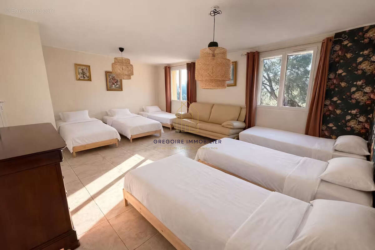 Maison à LA BASTIDONNE