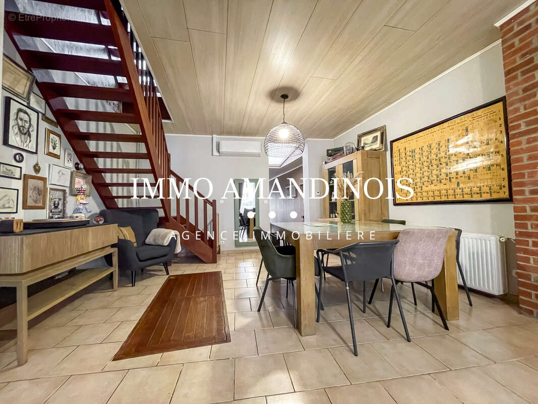 Maison à FRESNES-SUR-ESCAUT