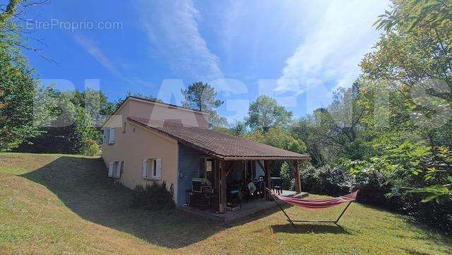 vue depuis le jardin - bl - Maison à BROSSAC