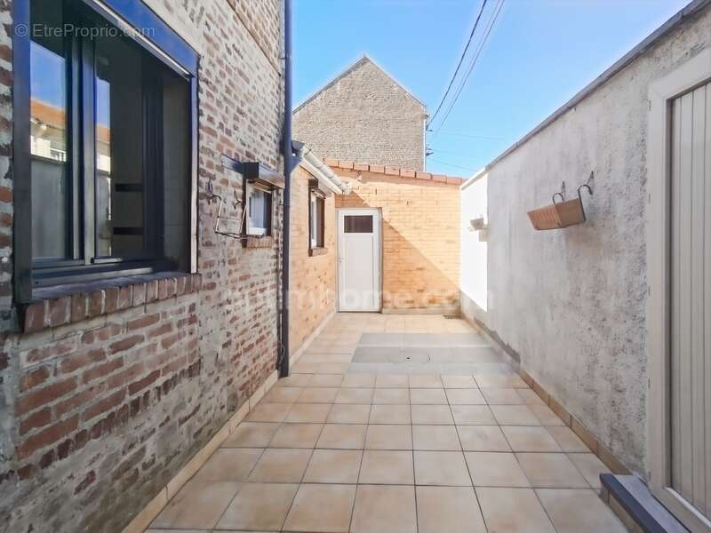 Maison à SAINT-QUENTIN