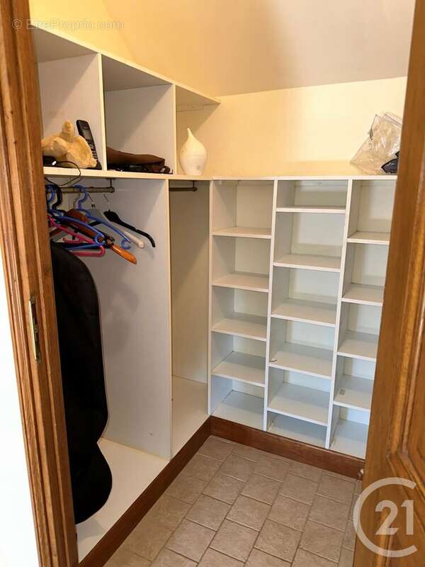 Maison à SUILLY-LA-TOUR