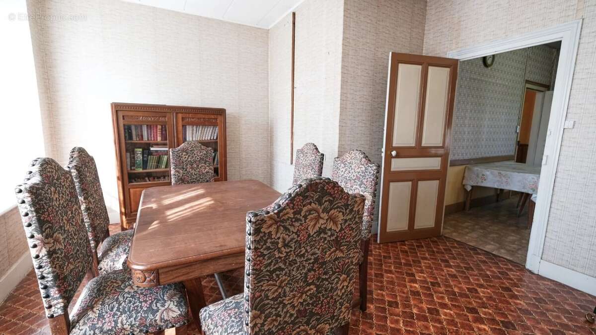 Grande propriété avec beaucoup de potentiel et de belles vues - photo 22