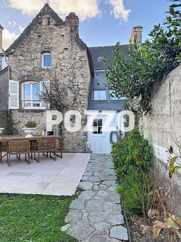 Maison à BRICQUEBEC