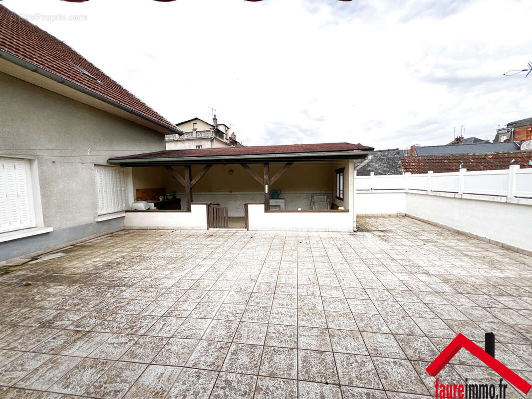 Appartement à BRIVE-LA-GAILLARDE