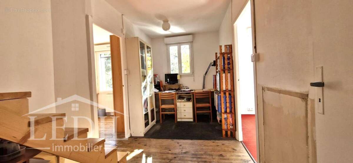 Maison avec jardin et garage - photo 6