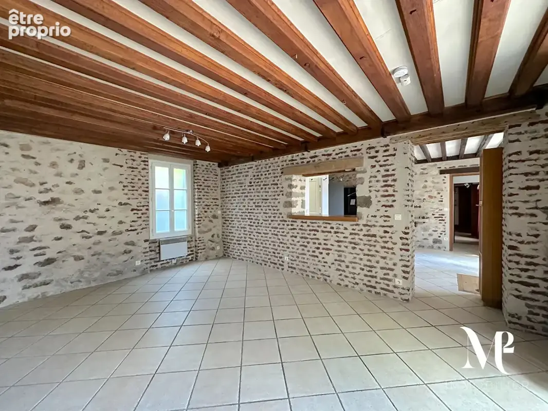 Maison de caractère - 270 m² - Terrain de 560m² - photo 11