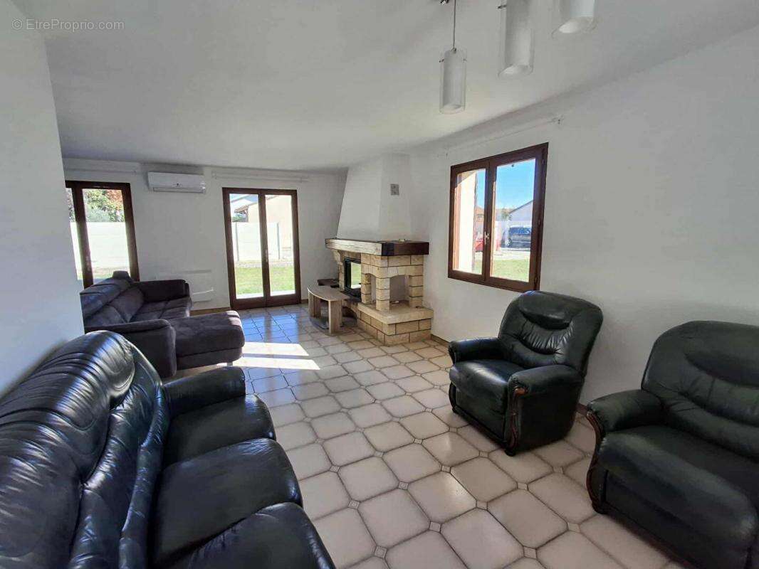 Maison à SAINT-ANDRE-DE-CUBZAC