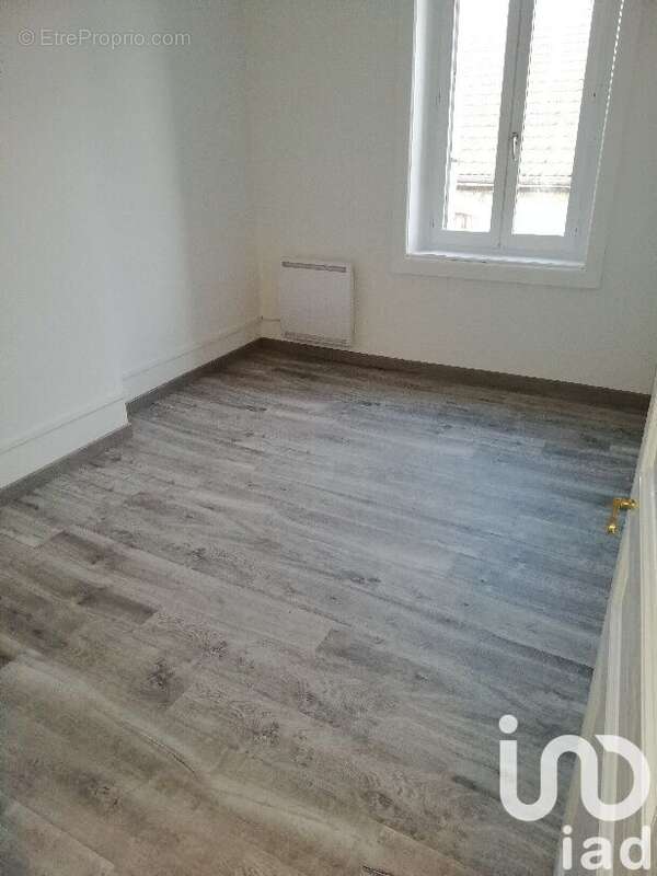 Photo 8 - Appartement à DUNIERES