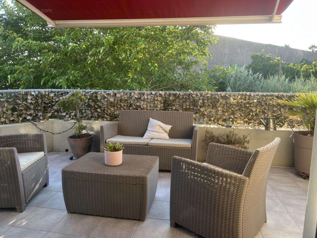 Appartement à MEZE
