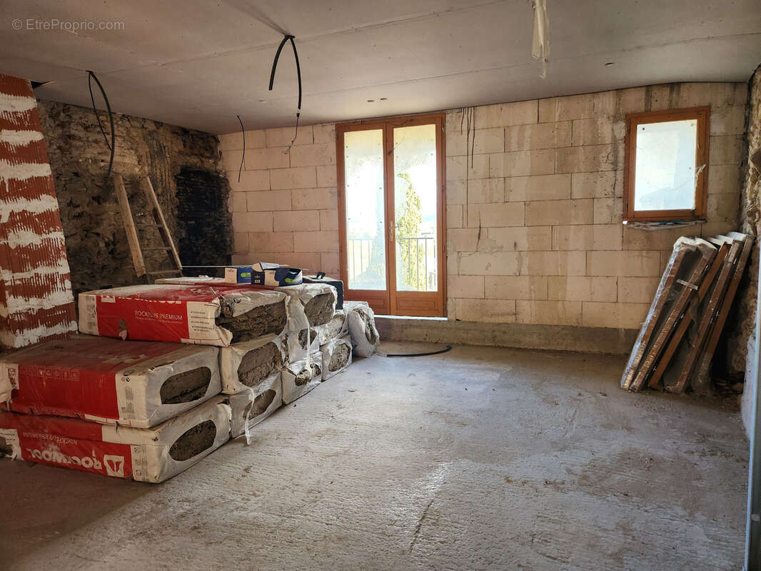 Appartement à PONT-SAINT-ESPRIT