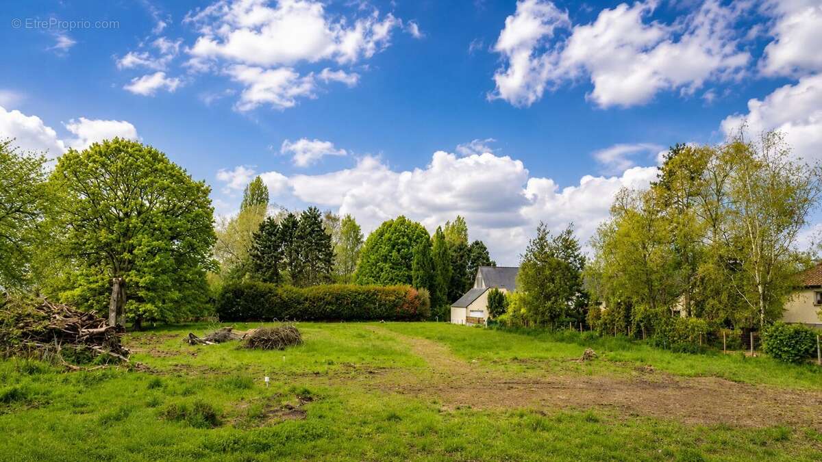 Terrain à BETTON