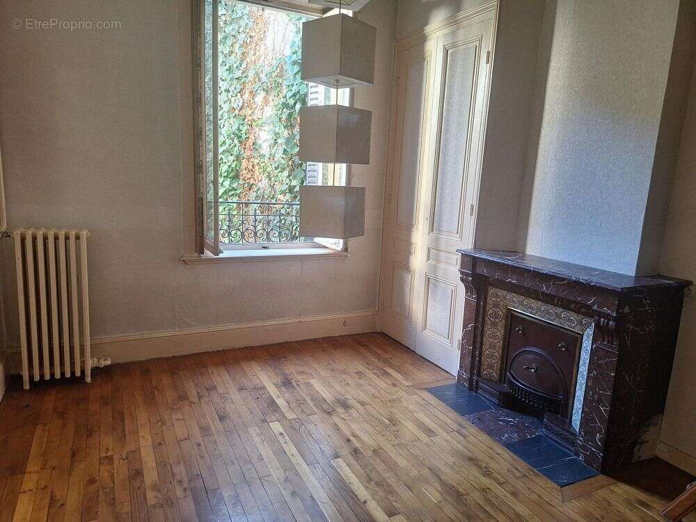 Appartement à LYON-7E