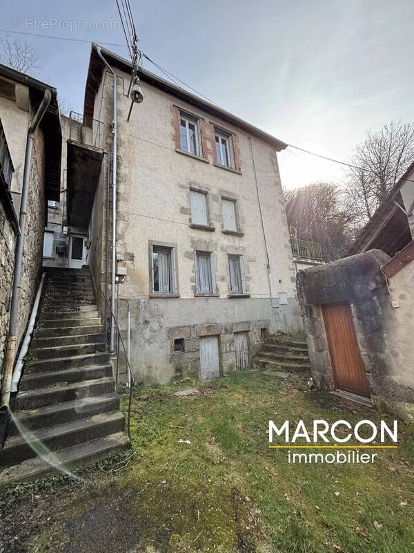 Maison à AUBUSSON