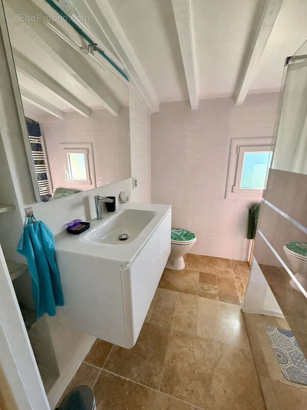 Maison à VILLENEUVE-LES-CORBIERES