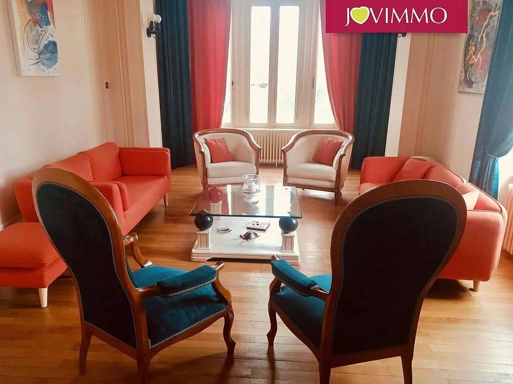 Maison à NERIS-LES-BAINS