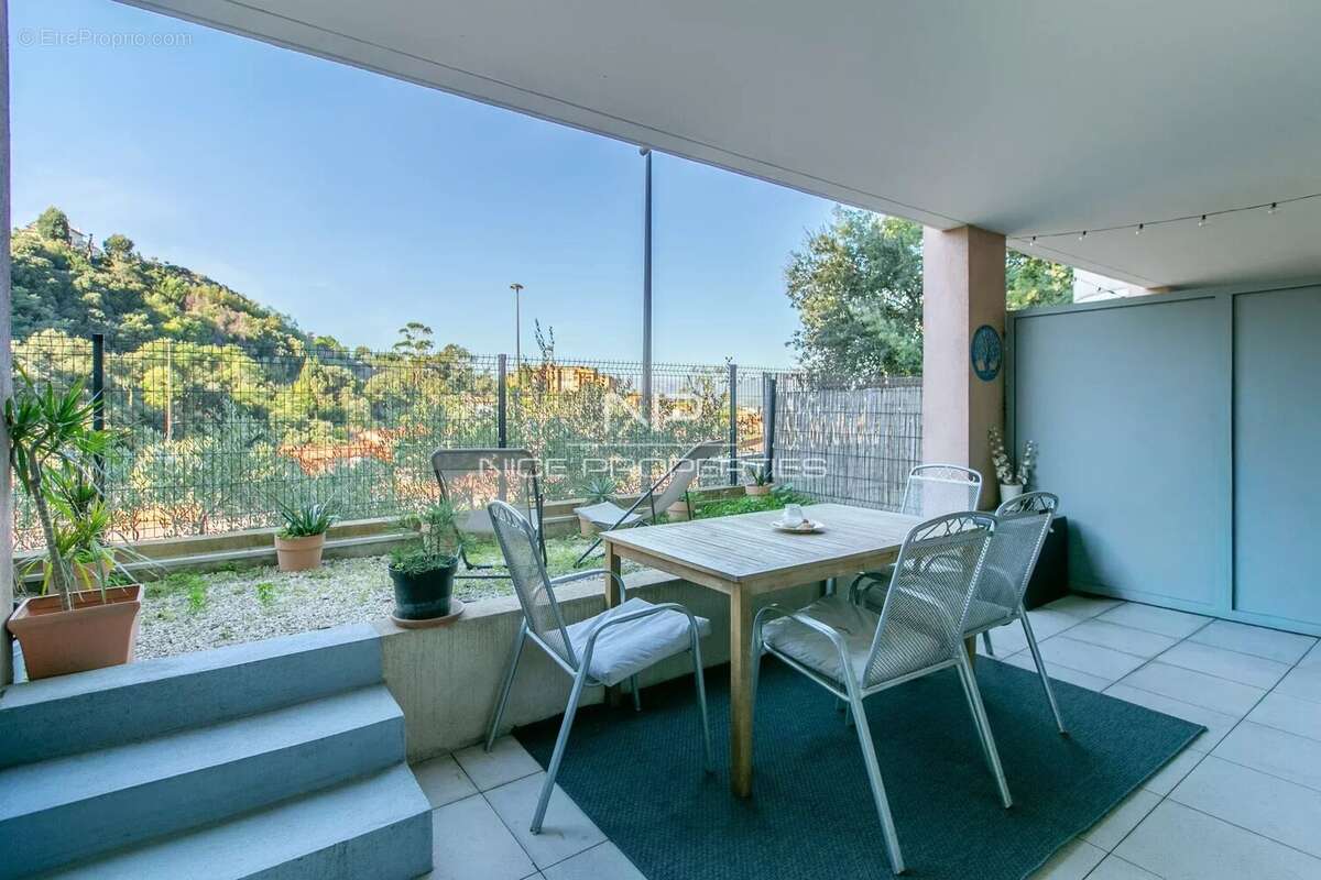 Appartement à THEOULE-SUR-MER