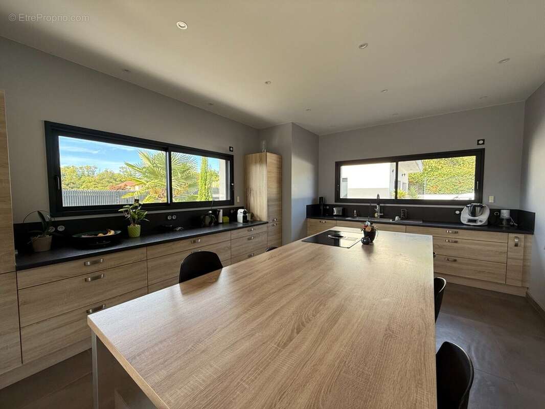 Maison à SAINT-CASSIEN