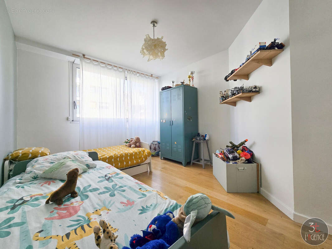 Appartement à FONTENAY-SOUS-BOIS